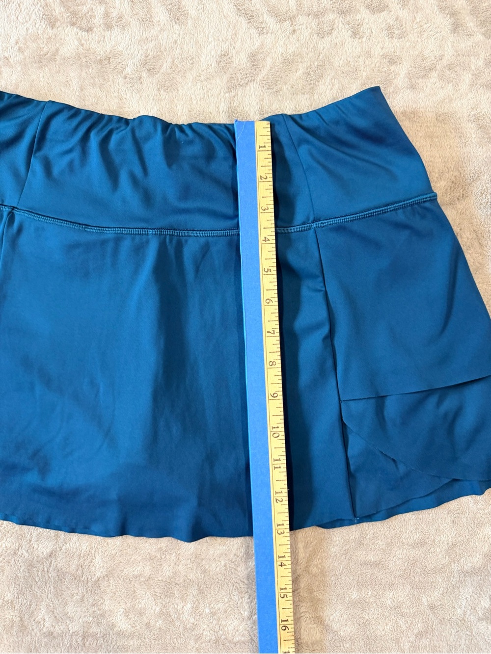 Athleta Sporty Teal Blue Tennis Tiered Athletic Skirt w Shorts Size Medium - Picture 4 of 6